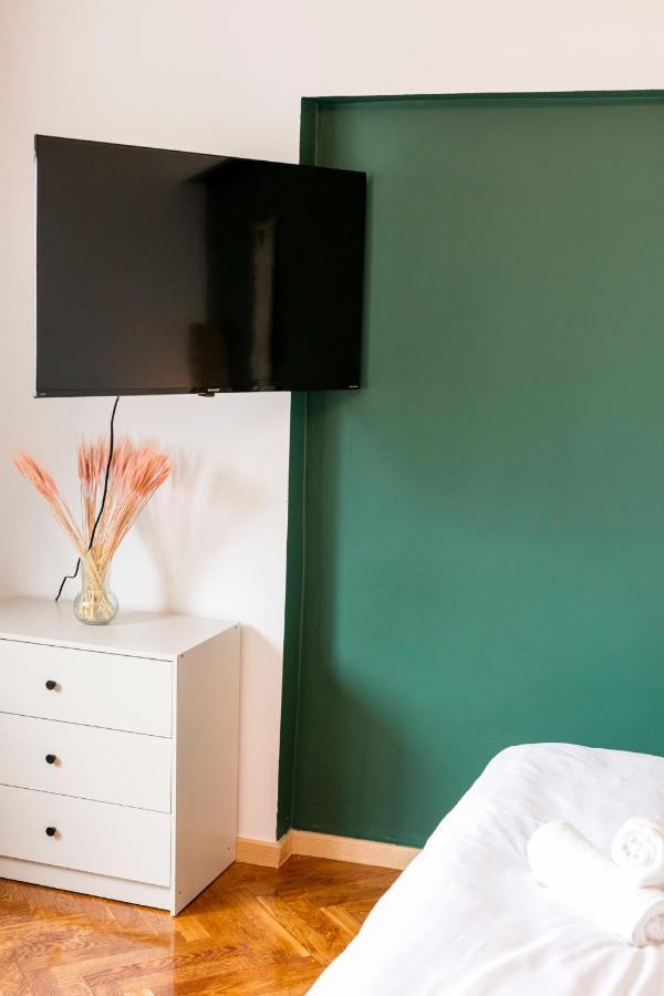 Chmielna - 250M Od Zlotych Tarasow, 350M Od Dworca Centralnego - Wifi - Smart Tv 55 Cali - Better Rental وارسو المظهر الخارجي الصورة